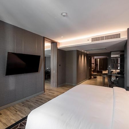 Ayathorn Bangkok Hotel ภายนอก รูปภาพ