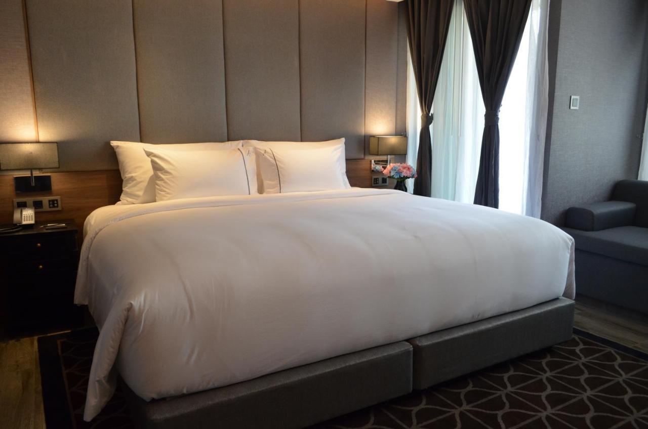 Ayathorn Bangkok Hotel ภายนอก รูปภาพ