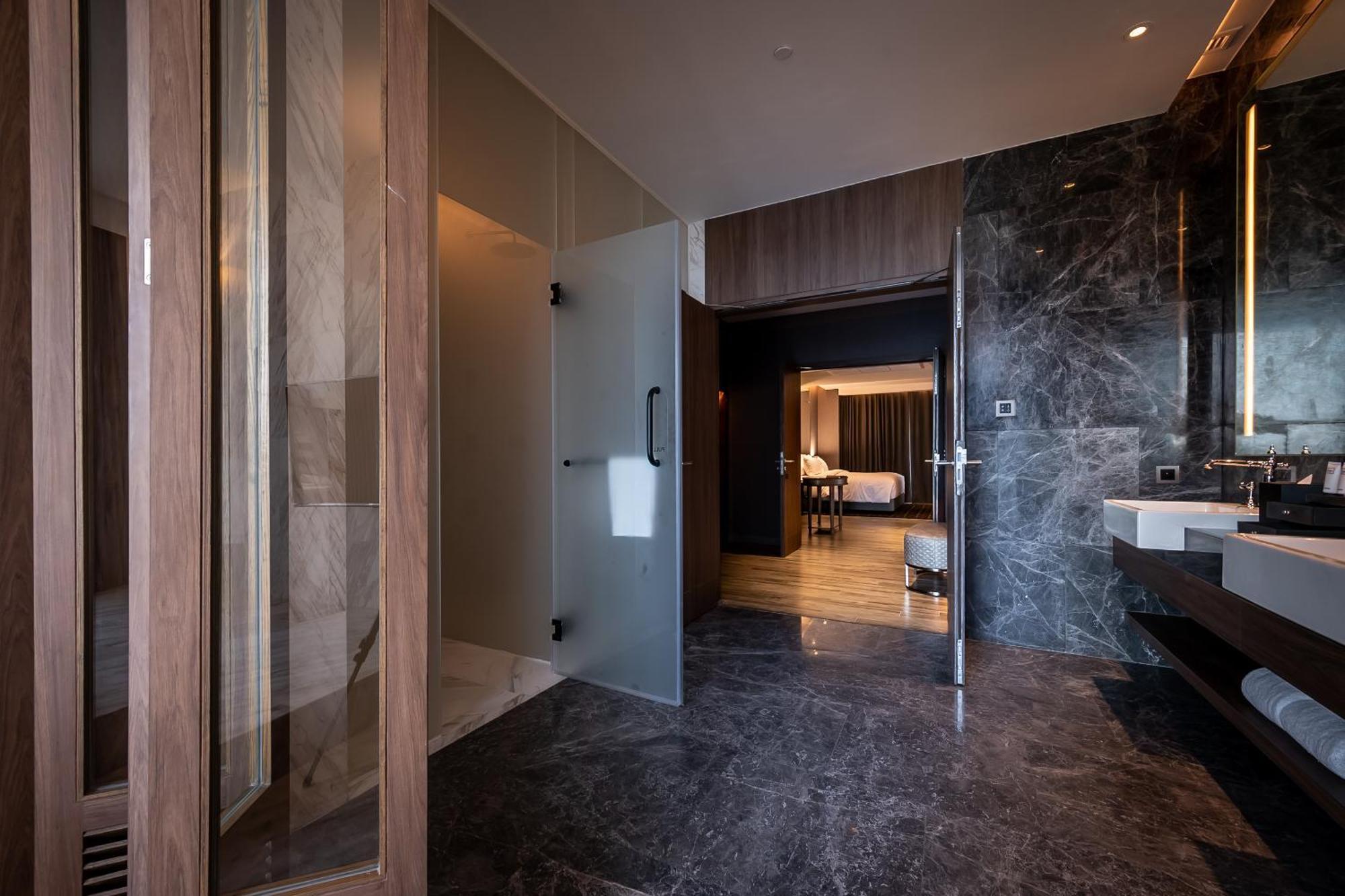 Ayathorn Bangkok Hotel ภายนอก รูปภาพ
